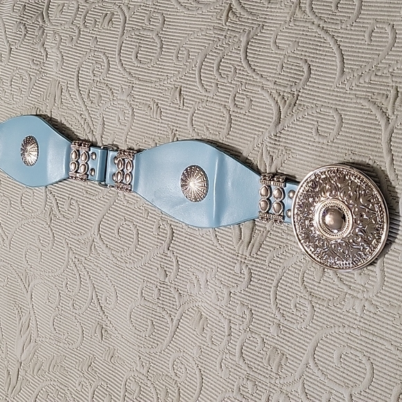Beautiful  Blue Belt Approx  42\